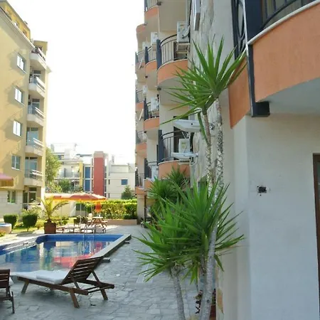 Sea Regal One Bedroom Appartamento Sunny Beach
